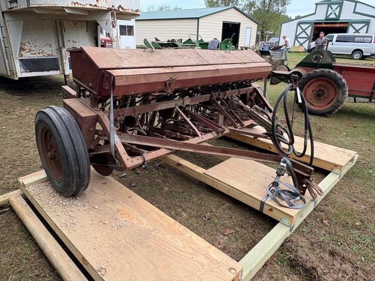 dearborn-peoria-grain-drill-8'-image-1