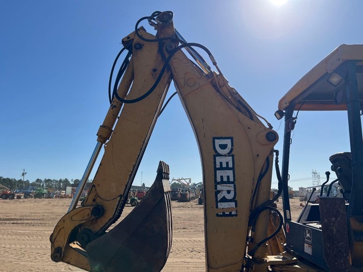 2000-deere-310se-image-27