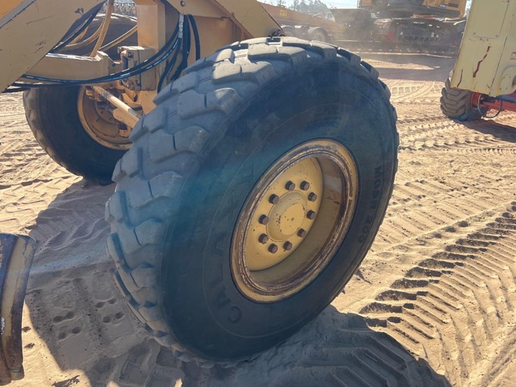 1998-caterpillar-12h-image-14