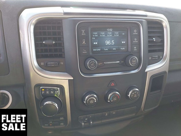 2018-ram-1500-slt-image-9