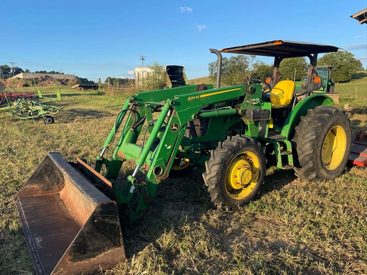 2018-john-deere-5055e-image-1