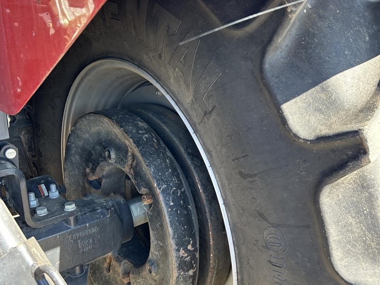 2016-case-ih-maxxum-140-image-27