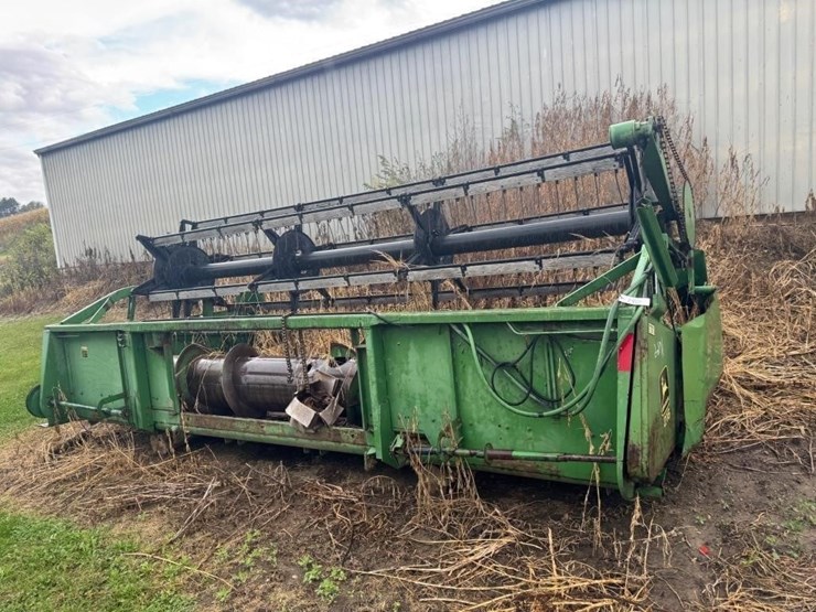 john-deere-216-image-2