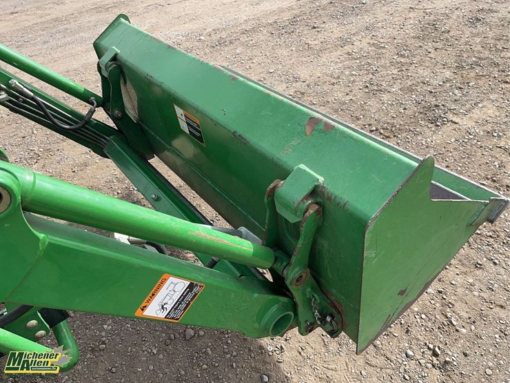 john-deere-2305-image-20