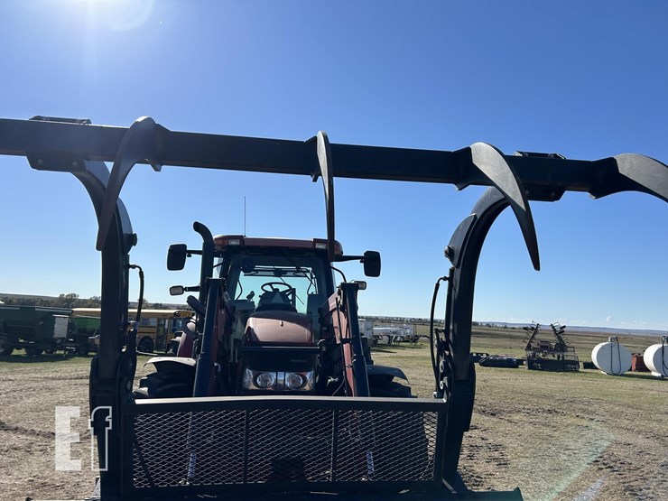 2016-case-ih-maxxum-140-image-41