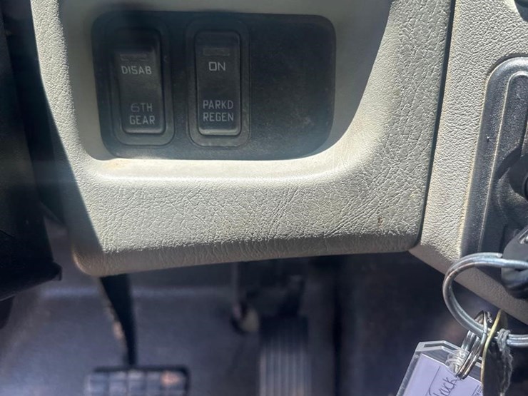 international-durastar-4300-image-21