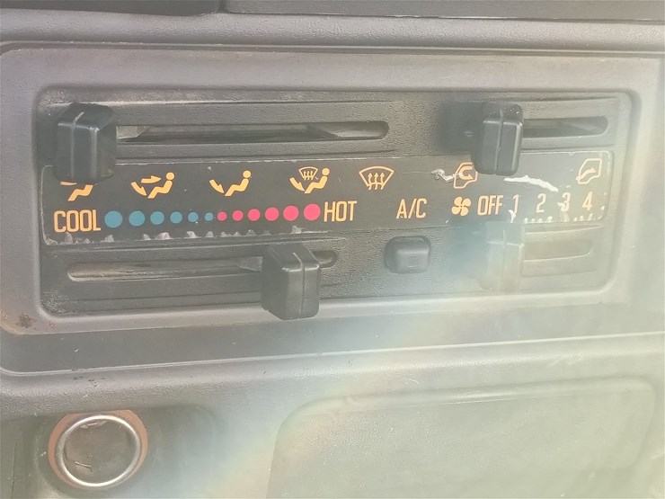 2000-gmc-w3500-image-48