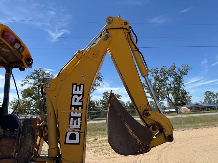 2006-deere-310sg-image-16
