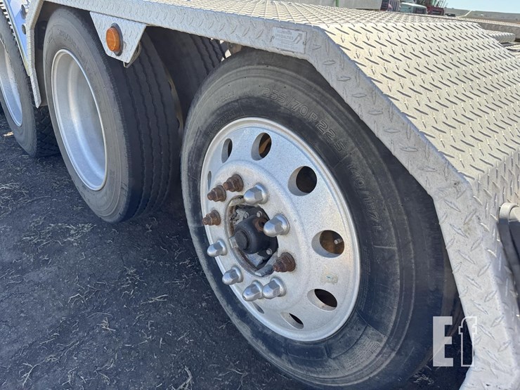 2009-kenworth-t800-image-51