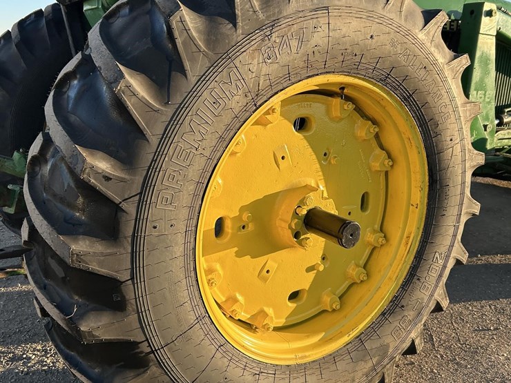 1982-john-deere-4440-image-30