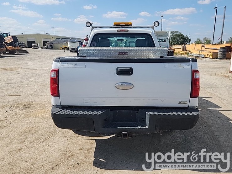 2011-ford-f250-image-4