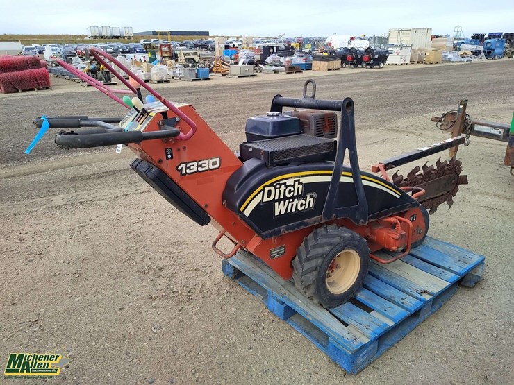 2006-ditch-witch-1330-image-3