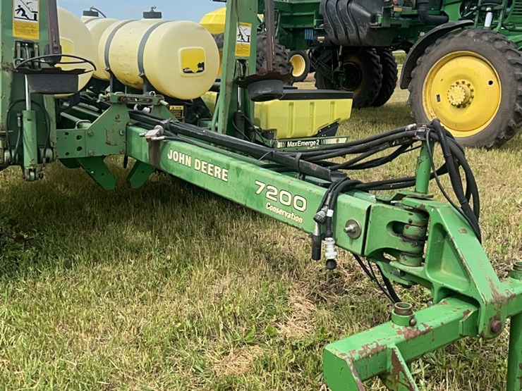 john-deere-7200-image-49