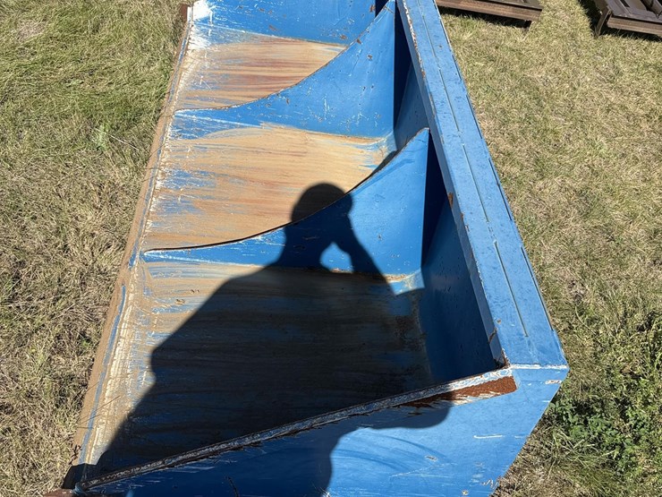 8ft-blue-skid-steer-bucket-image-2