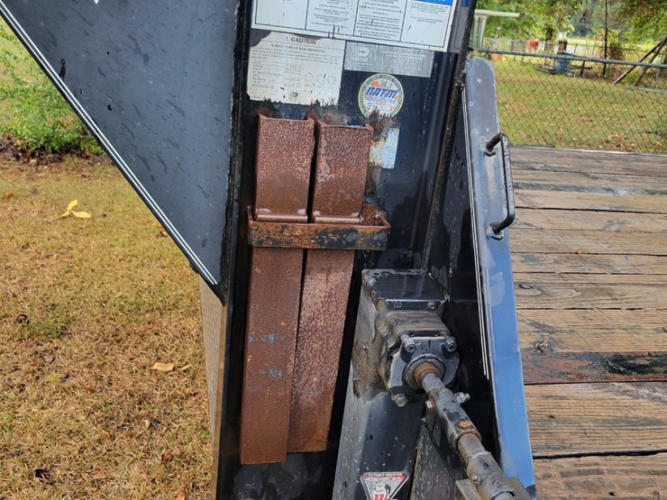 #109-•-2020-40-foot-pj-gooseneck-trailer-image-5