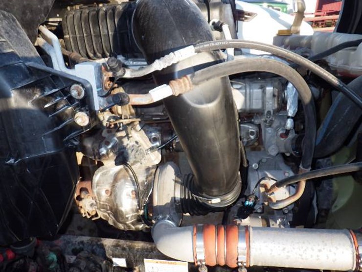 2022-freightliner-cascadia-126-image-15