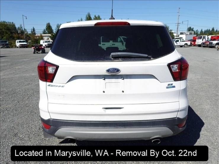 2019-ford-escape-se-image-19