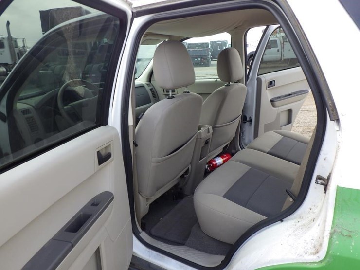 2008-ford-escape-image-7
