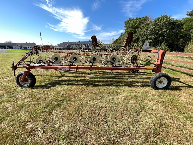 #1670-•-h&s-hi-capacity-wheel-rake-image-8