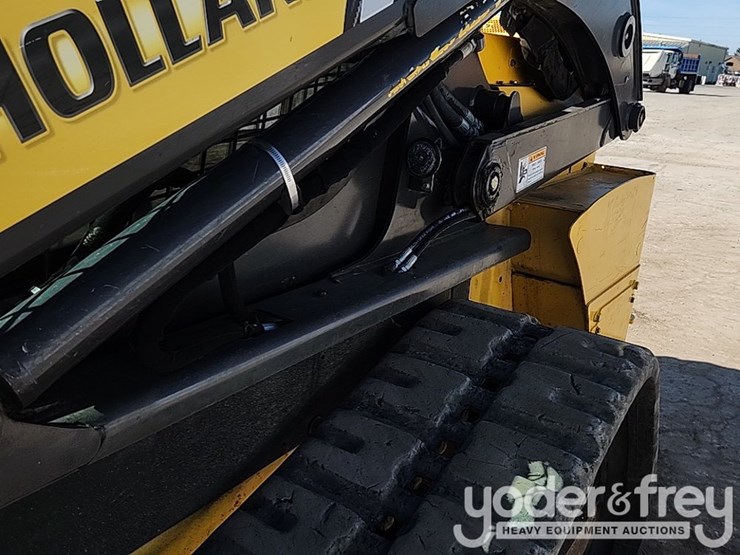 2018-new-holland-c232-image-20