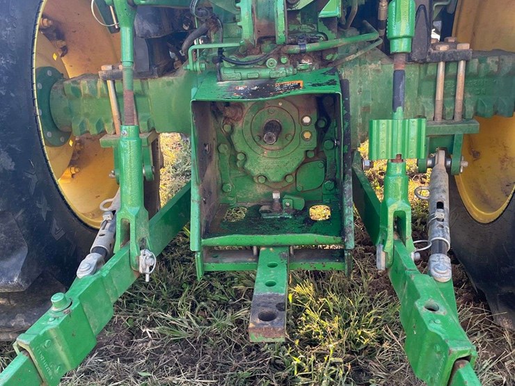 2022-john-deere-5075e-image-41