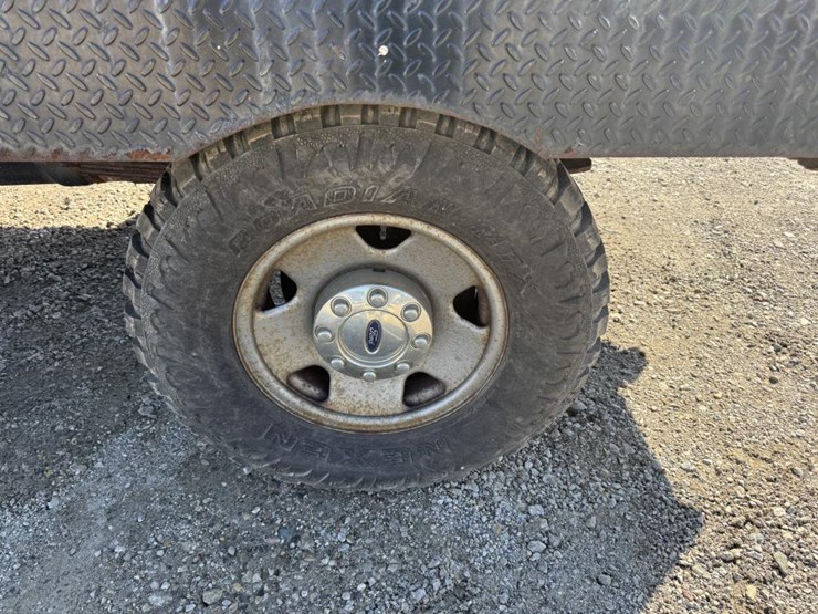 2005-ford-f250-image-37