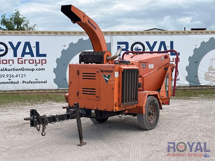 2014-vermeer-bc1000xl-s/a-towable-chipper-image-1