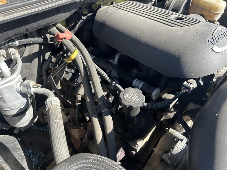2005-chevrolet-silverado-1500-image-40