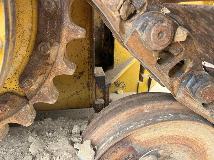 caterpillar-d5n-xl-image-10