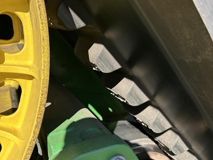 2016-john-deere-9620rx-image-12