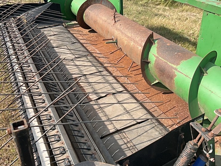 john-deere-12-image-23