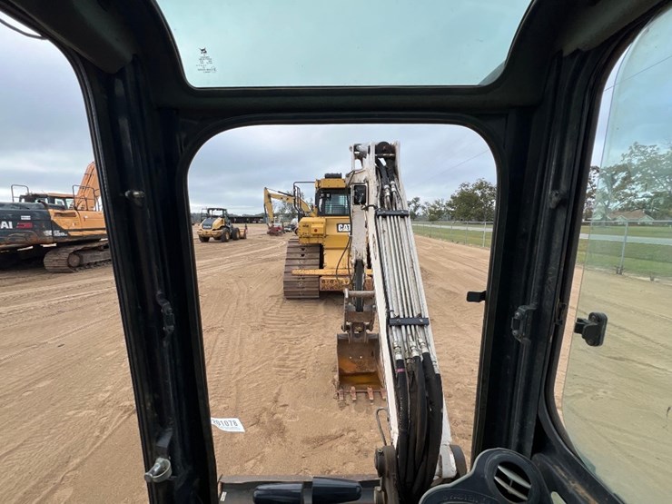2019-bobcat-e50-image-38