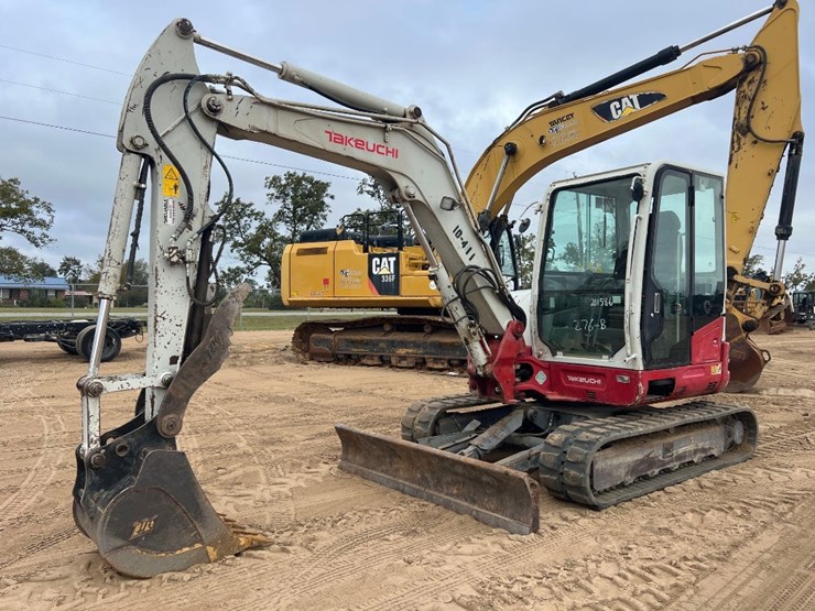 takeuchi-tb260-image-8