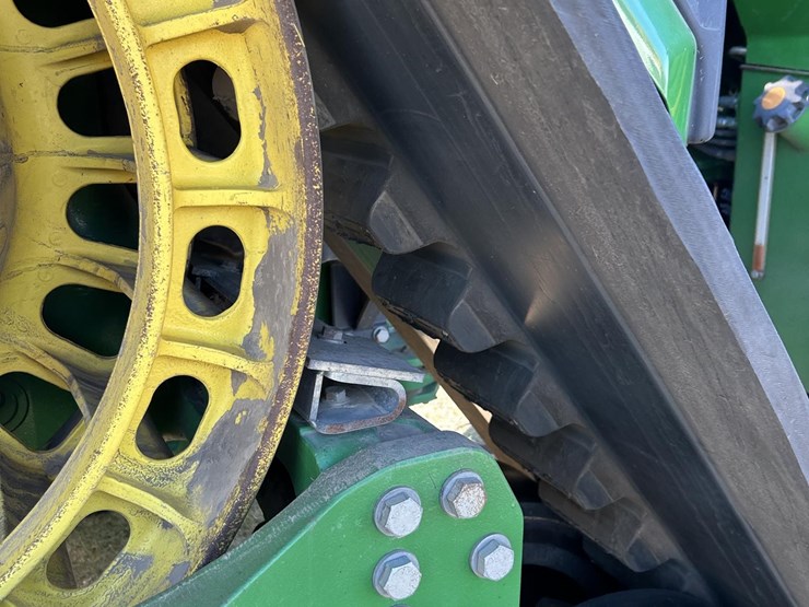 2016-john-deere-9620rx-image-54