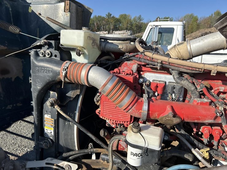 2009-peterbilt-386-image-59