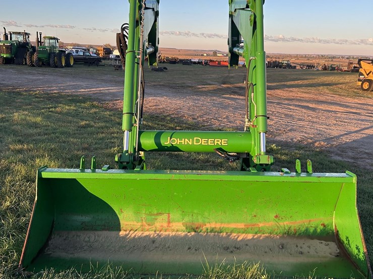 2020-john-deere-2020-image-2