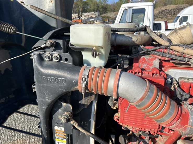2009-peterbilt-386-image-55