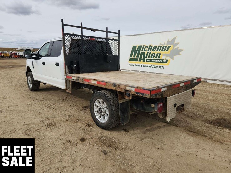 2021-ford-f350-image-3