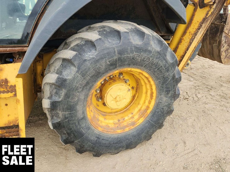 john-deere-310-image-40