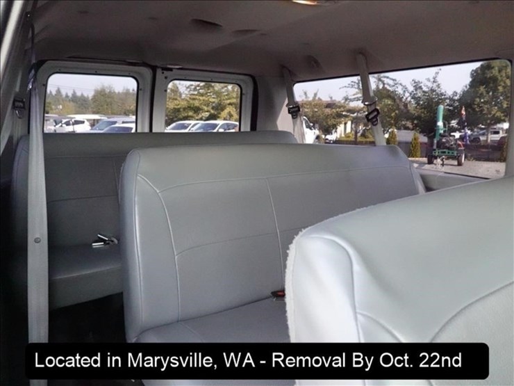 2005-ford-e350-image-22