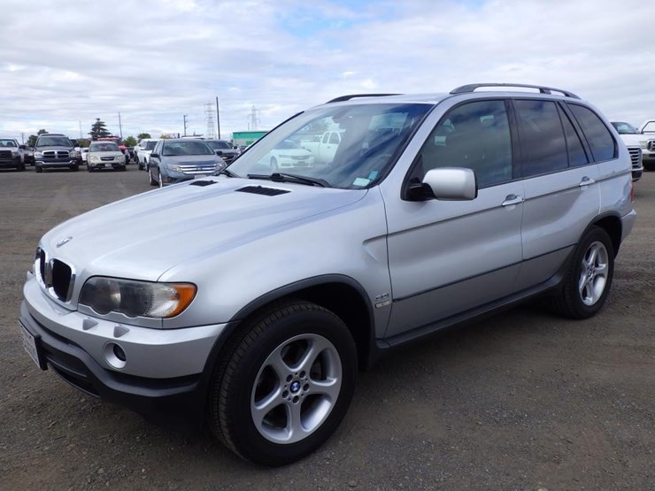 2001-bmw-x5-image-1