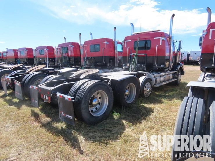 2009-western-star-4900-image-3