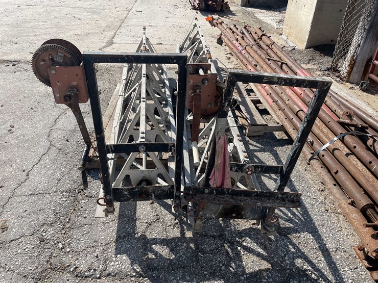 #1962-•-(5)-power-screed-sections-image-14