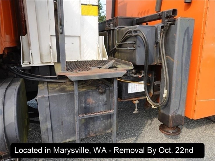 ford-l8000-image-13