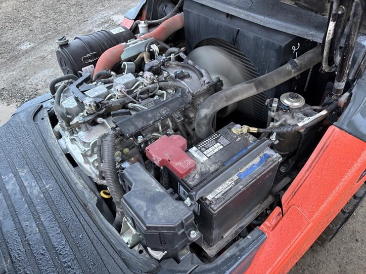 2017-toyota-8fdu30-image-24
