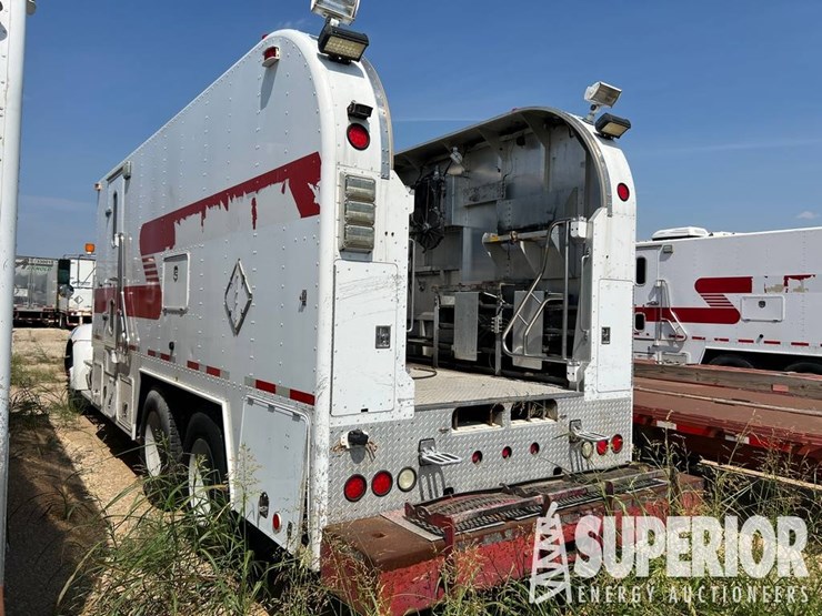 2011-kenworth-t370-image-3