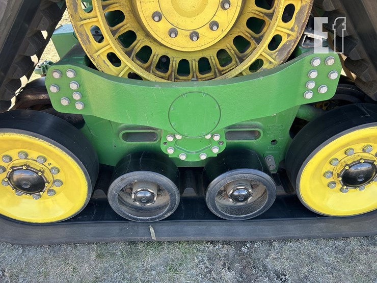 2016-john-deere-9620rx-image-37