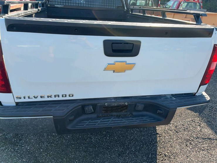 2008-chevrolet-silverado-image-12
