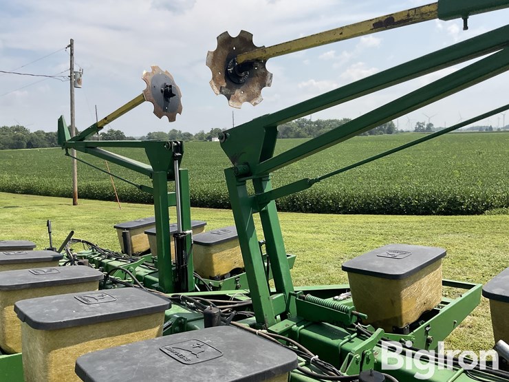 1981-john-deere-7000-image-19