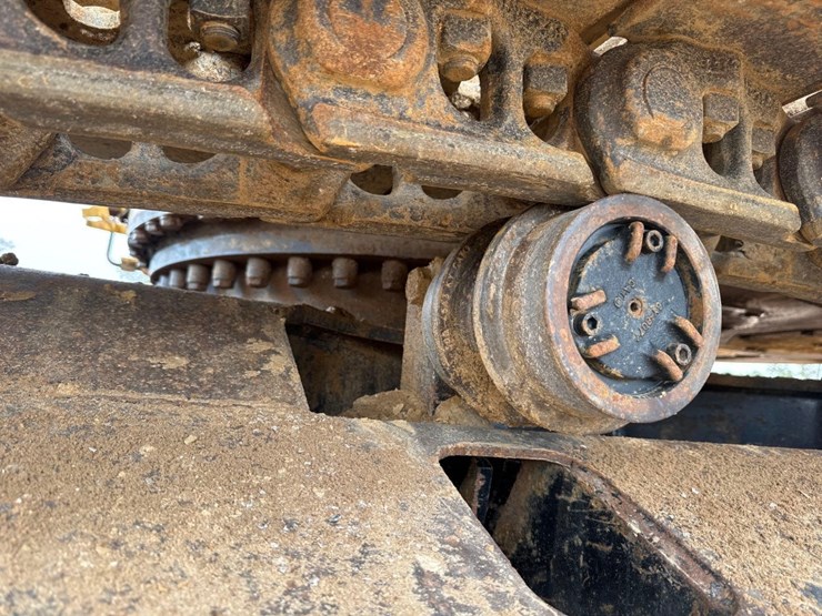2008-caterpillar-330dl-image-11